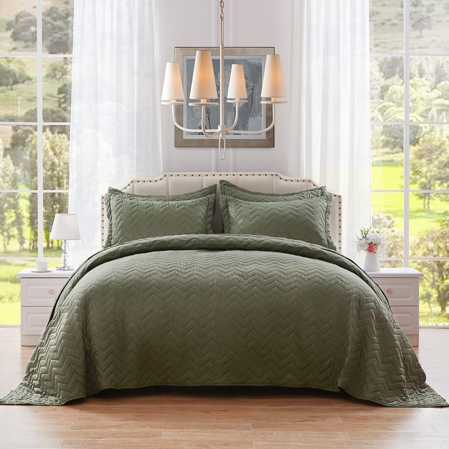 Nexhome Queen Quilt Set Lightweight Bedspreads Soft Microfiber Reversible Quilted Bed Cover Olive Green Modern Style Polyline Pattern Bedding Set for All Season 3 Pieces (1 Quilt, 2 Pillow Shams)